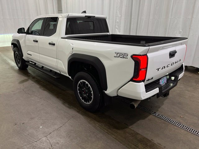 Used 2024 Toyota Tacoma TRD Off-Road w/ TRD Off Road Premium Package AWD/4WD image 7