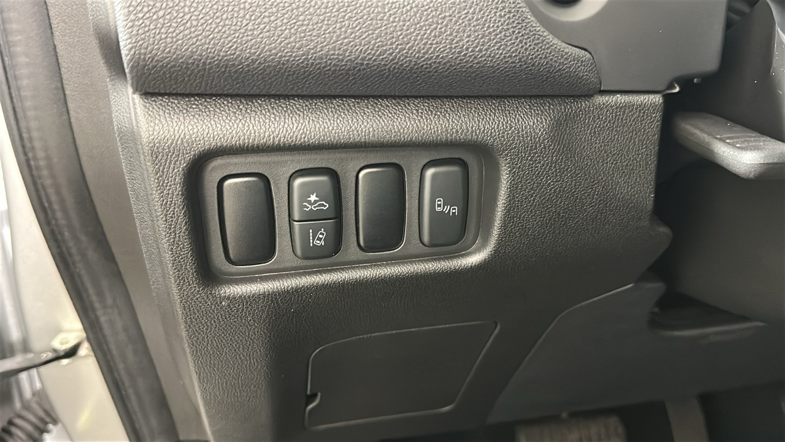 Used 2024 Mitsubishi Outlander Sport SE AWD/4WD image 22
