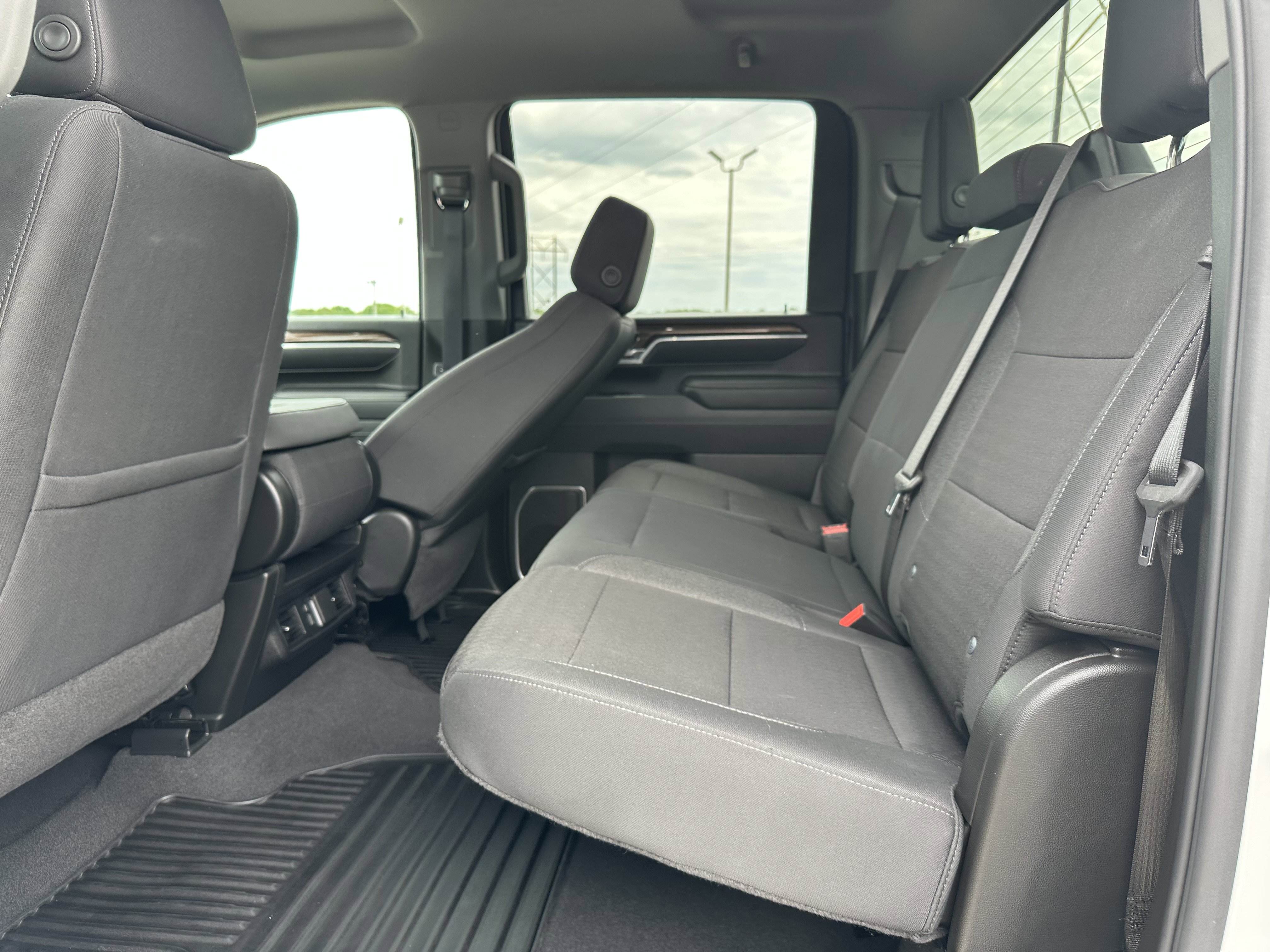 Used 2025 Chevrolet Silverado 2500 LT w/ Convenience Package AWD/4WD image 23