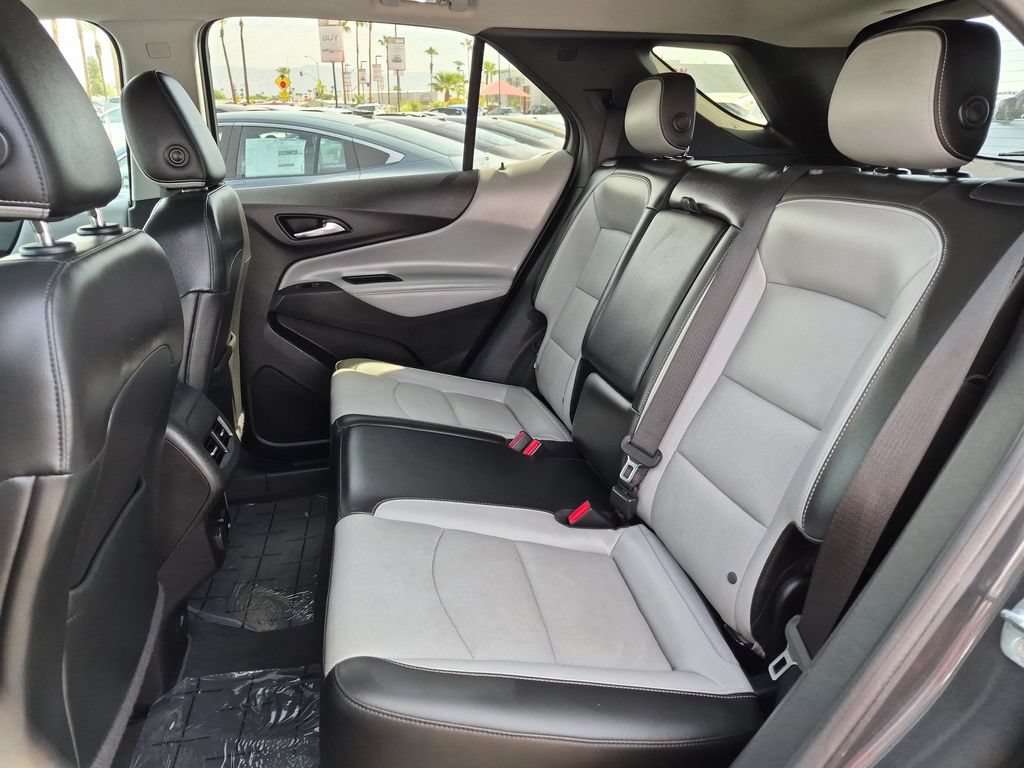 Used 2018 Chevrolet Equinox Premier FWD image 15