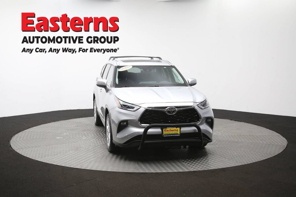 Used 2021 Toyota Highlander Limited AWD/4WD image 56