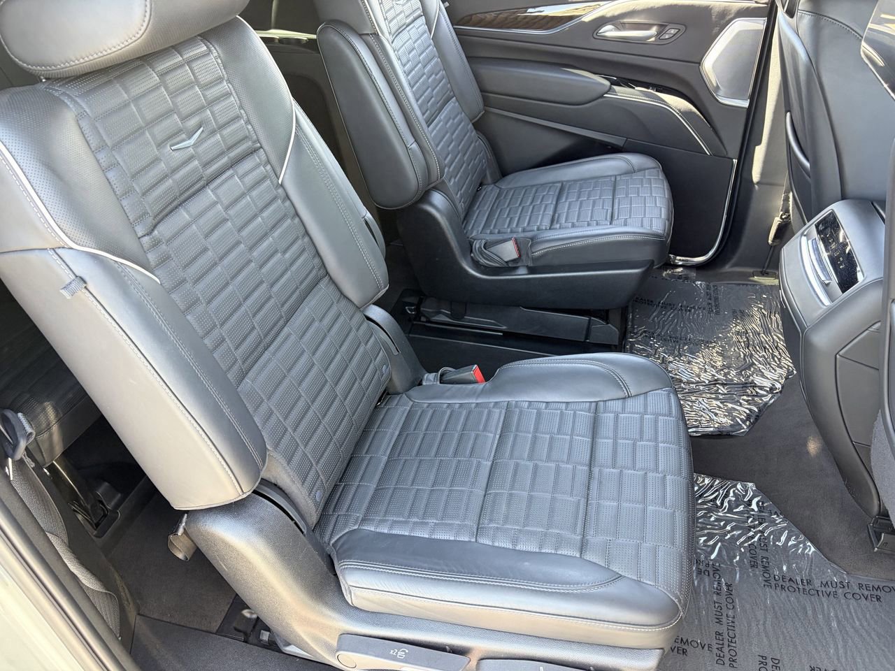 Certified 2024 Cadillac Escalade ESV Premium Luxury Platinum image 14