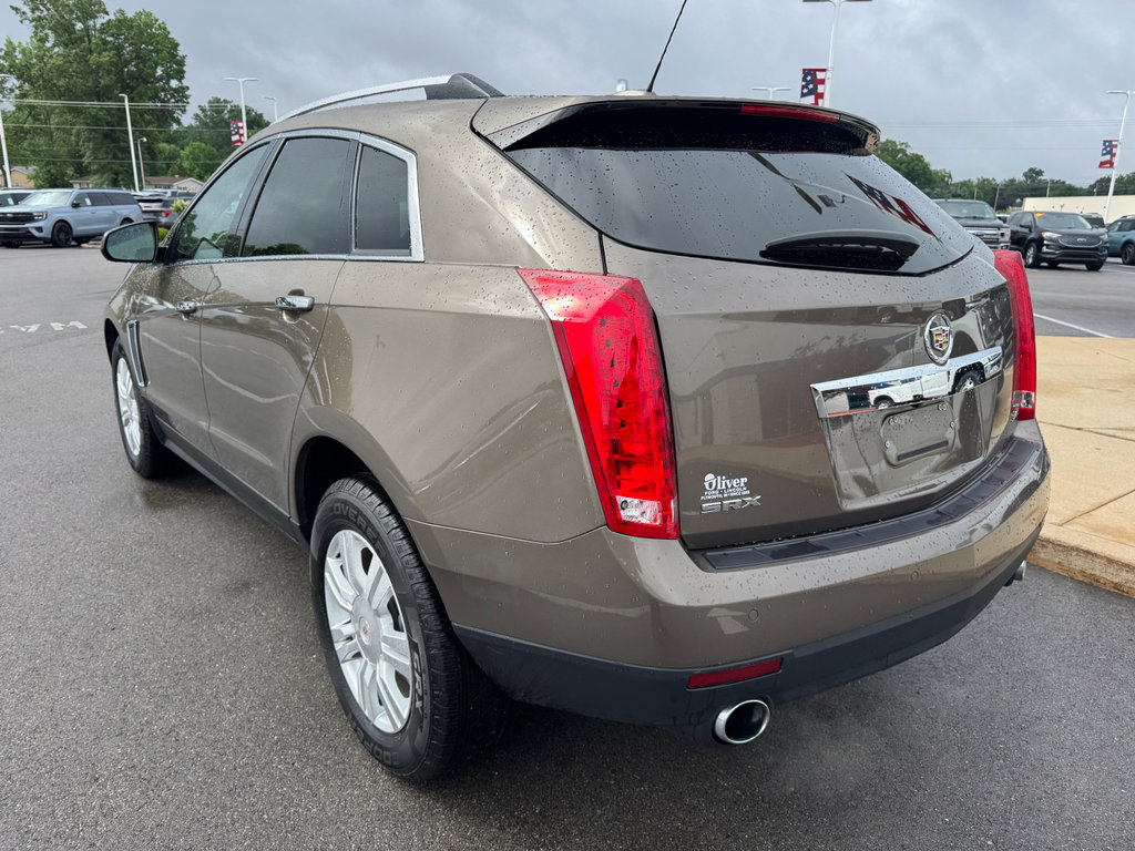 Used 2015 Cadillac SRX Luxury w/ Driver Awareness Package FWD image 6