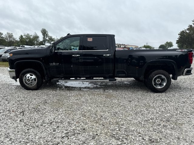 Used 2023 Chevrolet Silverado 3500 LTZ w/ LTZ Texas Edition image 3