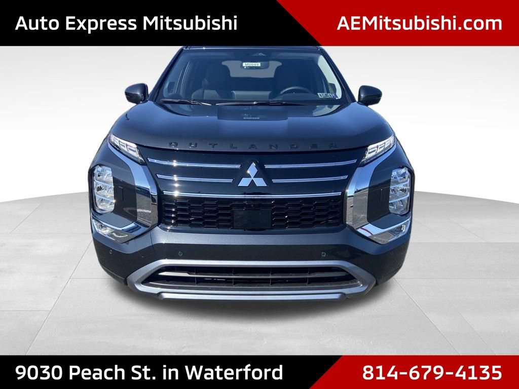New 2026 Mitsubishi Outlander SE image 2