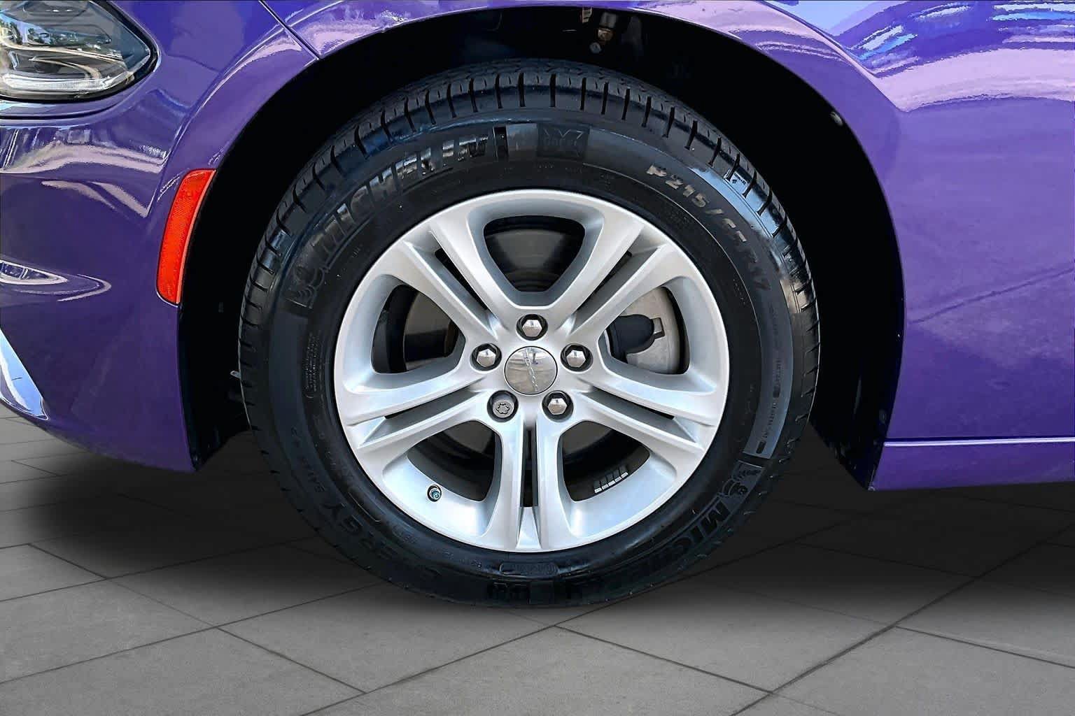Used 2023 Dodge Charger SXT RWD image 10