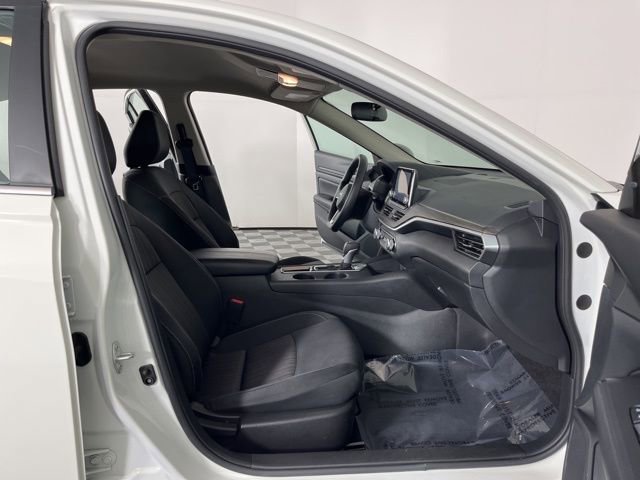 Used 2025 Nissan Altima 2.5 SV image 39