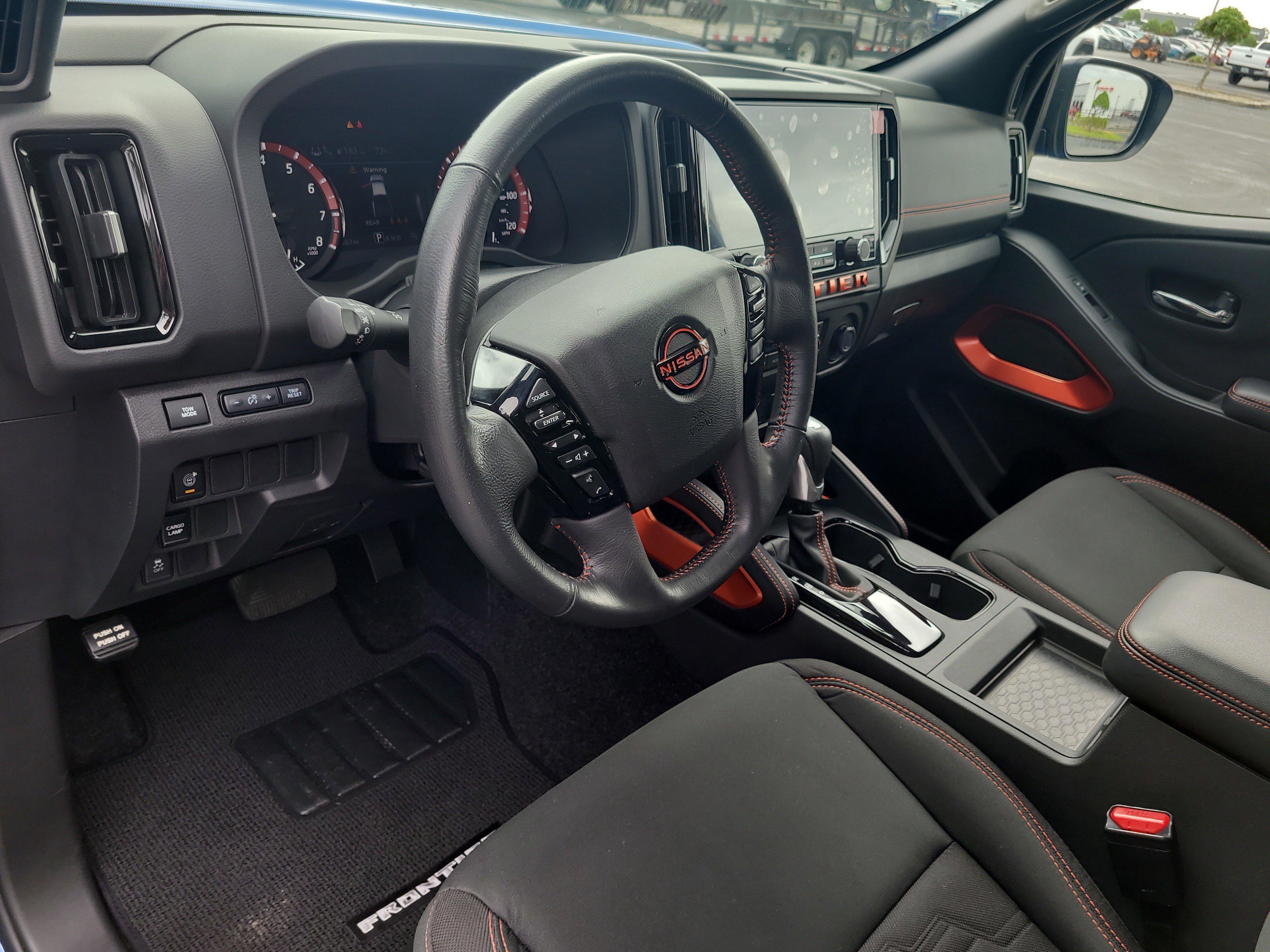 Used 2025 Nissan Frontier Pro-X w/ Tow Package image 20