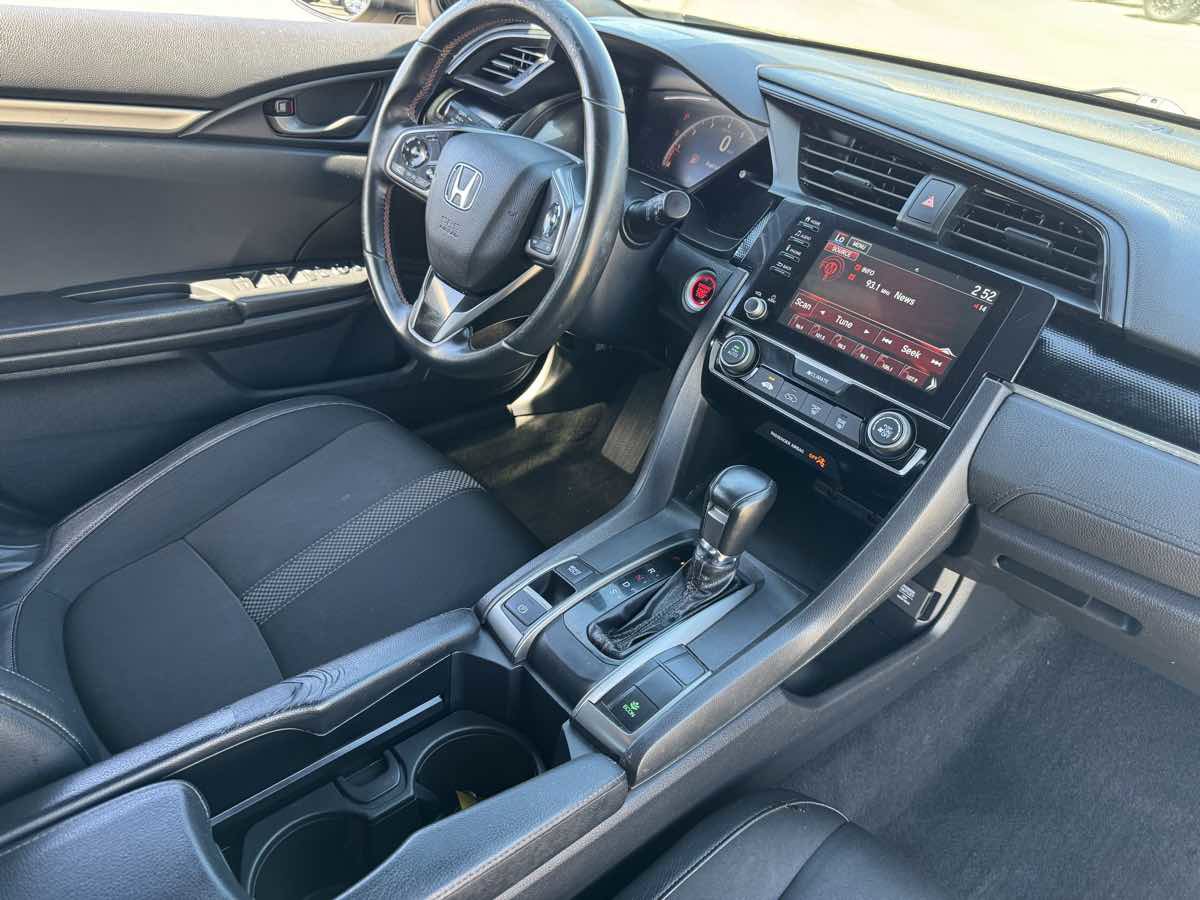 Used 2021 Honda Civic Sport image 14