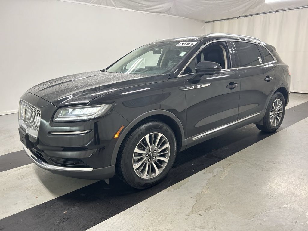 Used 2023 Lincoln Nautilus AWD w/ Premium Package image 5