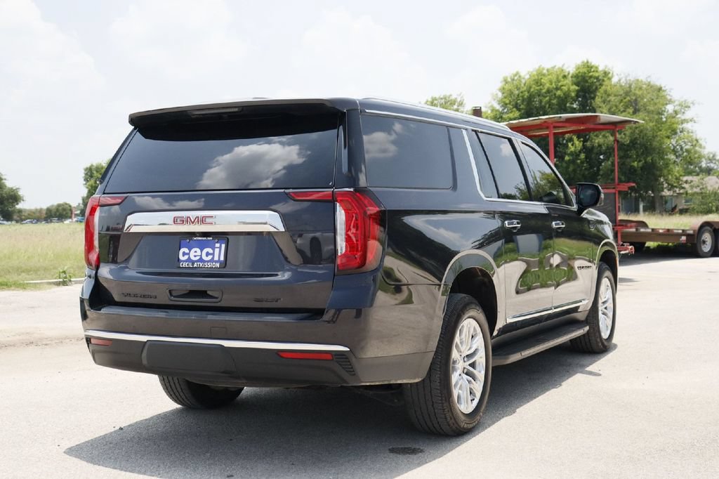 Used 2023 GMC Yukon XL SLT w/ SLT Luxury Package AWD/4WD image 31
