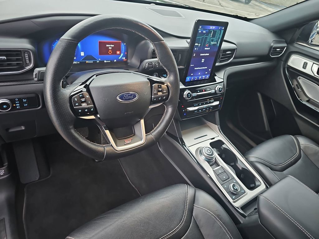 Used 2023 Ford Explorer ST w/ Equipment Group 401A AWD/4WD image 16