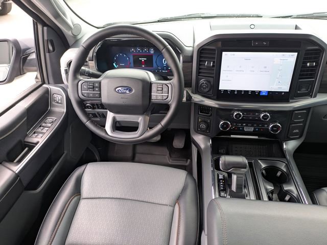 Used 2025 Ford F150 Lariat w/ Equipment Group 501A Mid image 16
