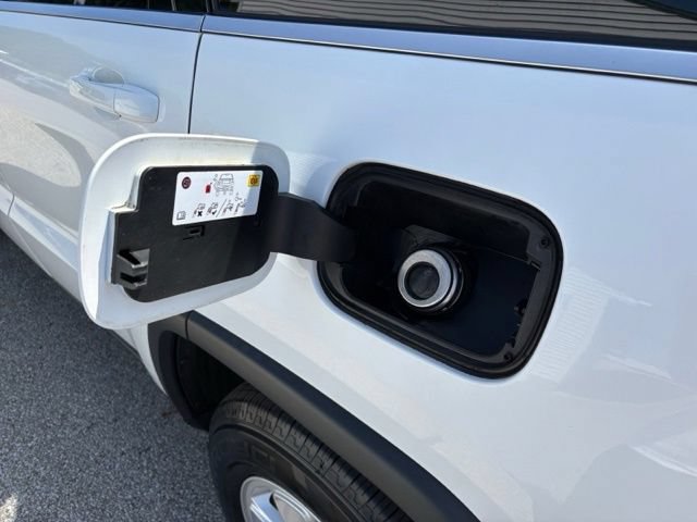 Used 2019 Jeep Grand Cherokee Laredo AWD/4WD image 19