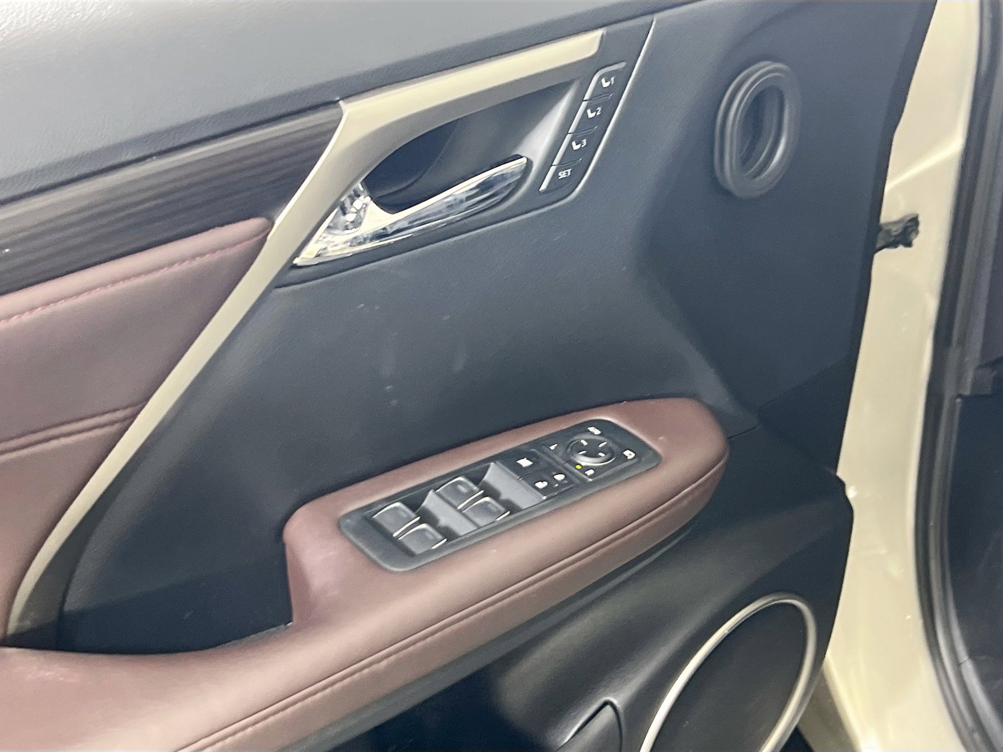 Used 2019 Lexus RX 350 AWD w/ Navigation Package image 18