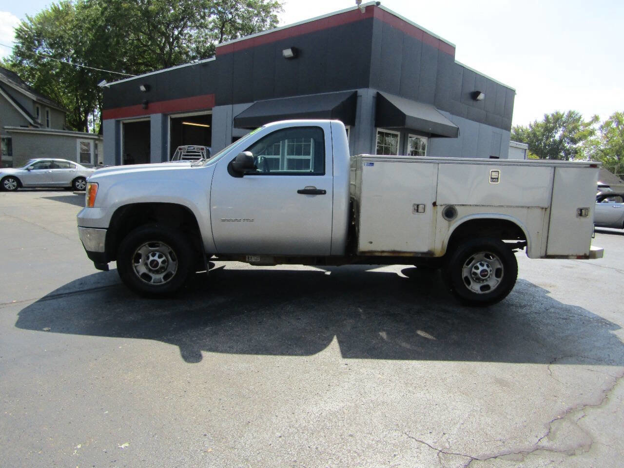 Used 2013 GMC Sierra 2500 W/T image 1