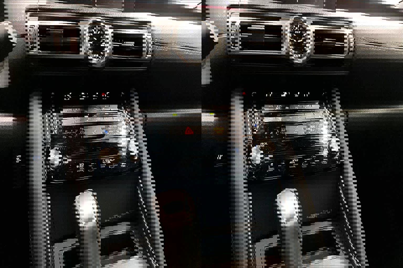 Used 2022 Lexus IS 300 image 35