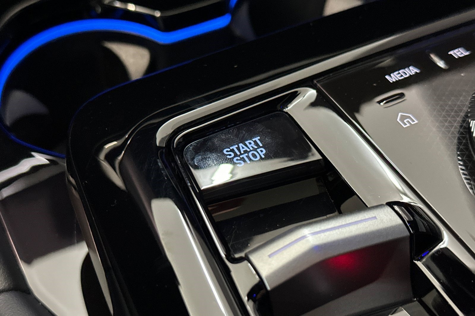Certified 2024 BMW i5 eDrive40i w/ Premium Package RWD image 34