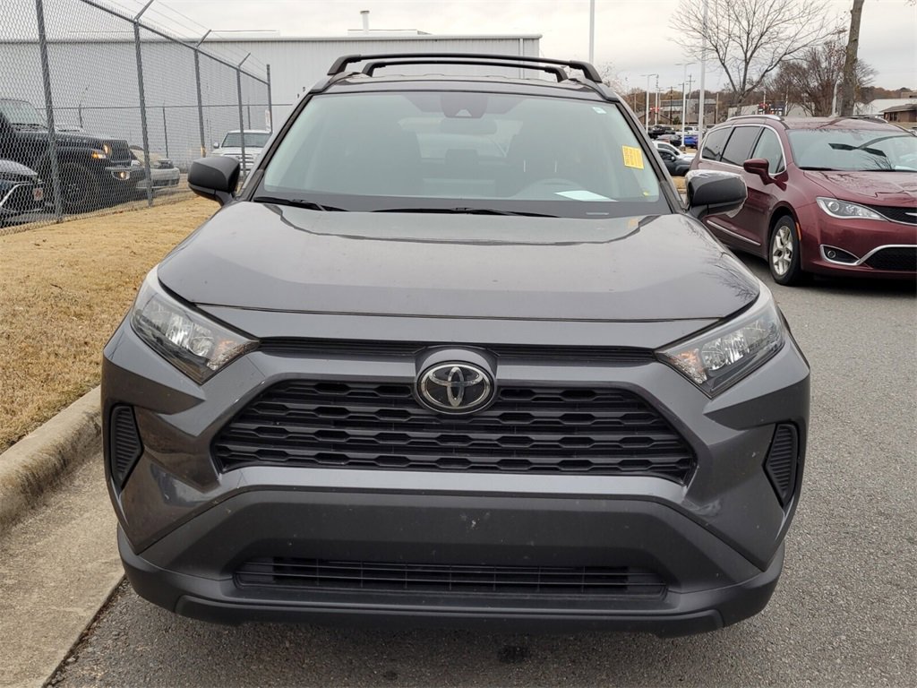 Used 2020 Toyota RAV4 LE image 2