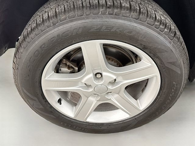 Certified 2022 Land Rover Defender 110 X-Dynamic SE AWD/4WD image 33