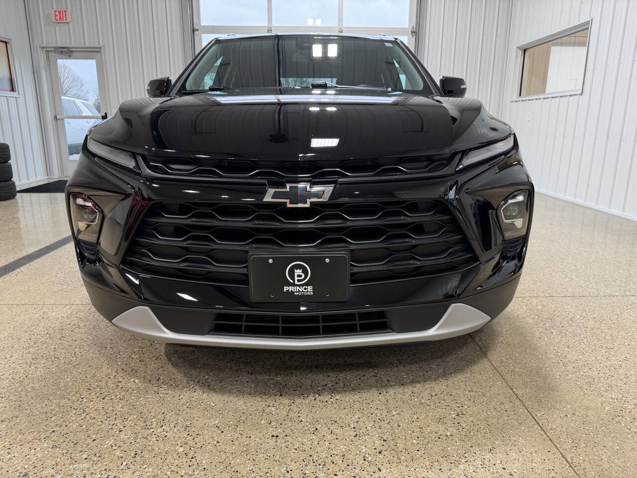 Used 2024 Chevrolet Blazer LT w/ Midnight/Sport Edition image 7