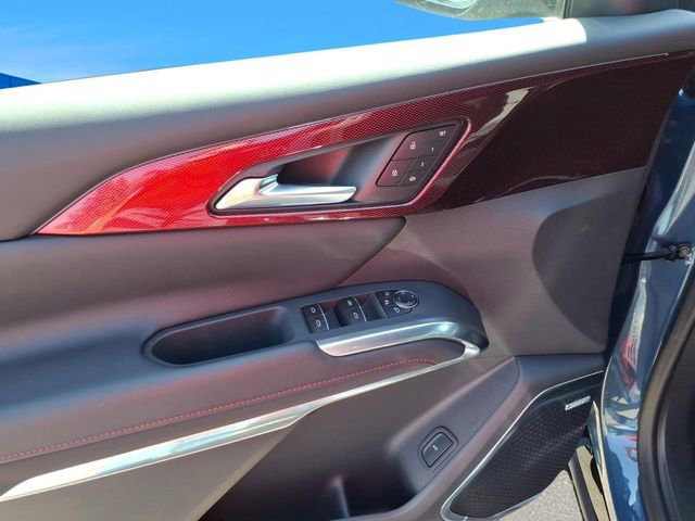 New 2026 Chevrolet Traverse RS w/ LPO, Floor Liner Package AWD/4WD image 17