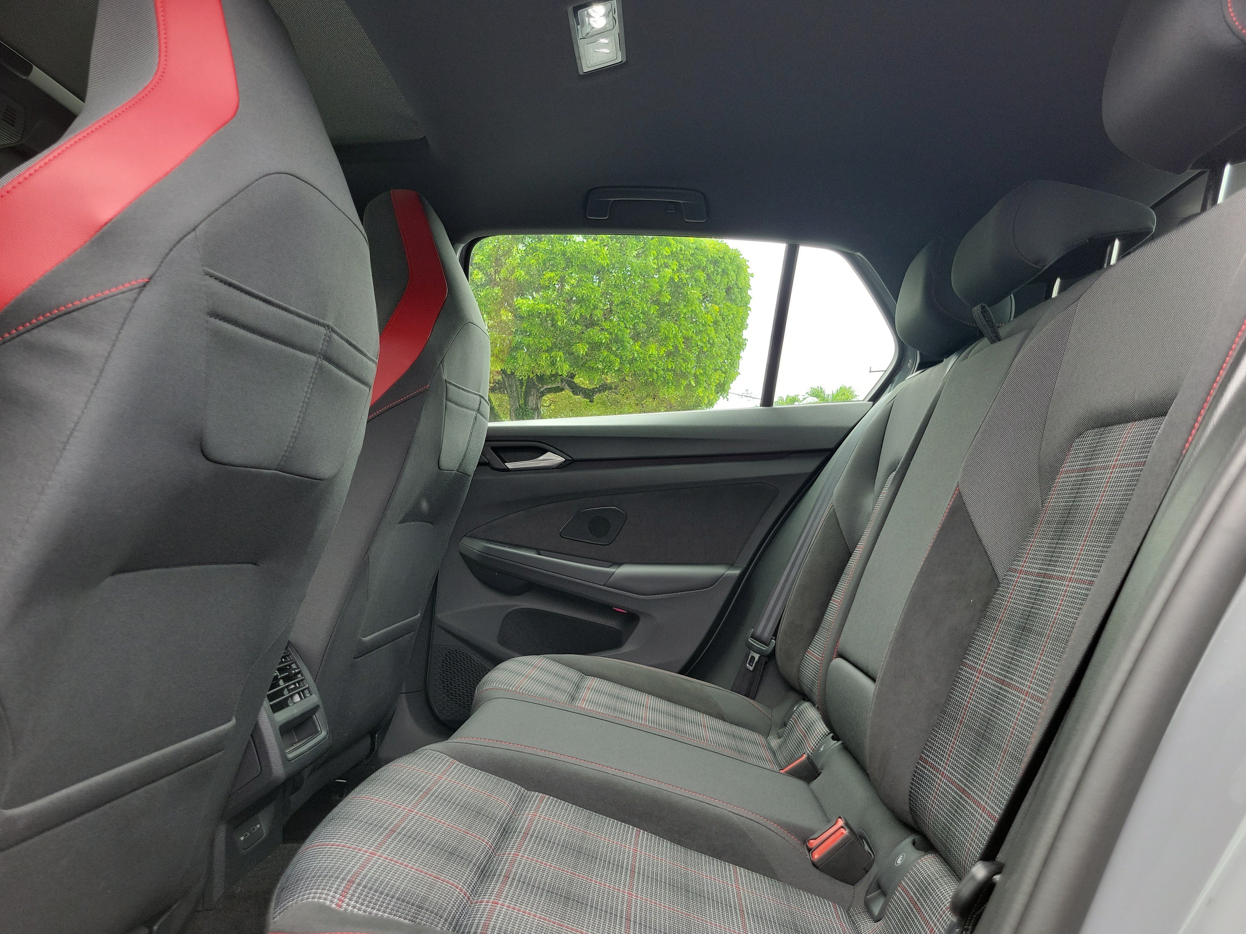 Certified 2023 Volkswagen GTI SE FWD image 14