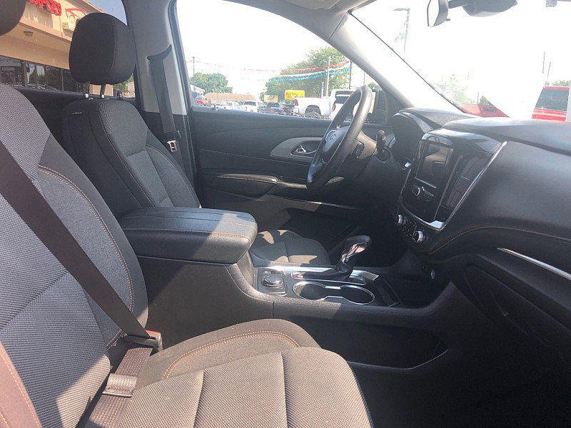Used 2021 Chevrolet Traverse LS image 19