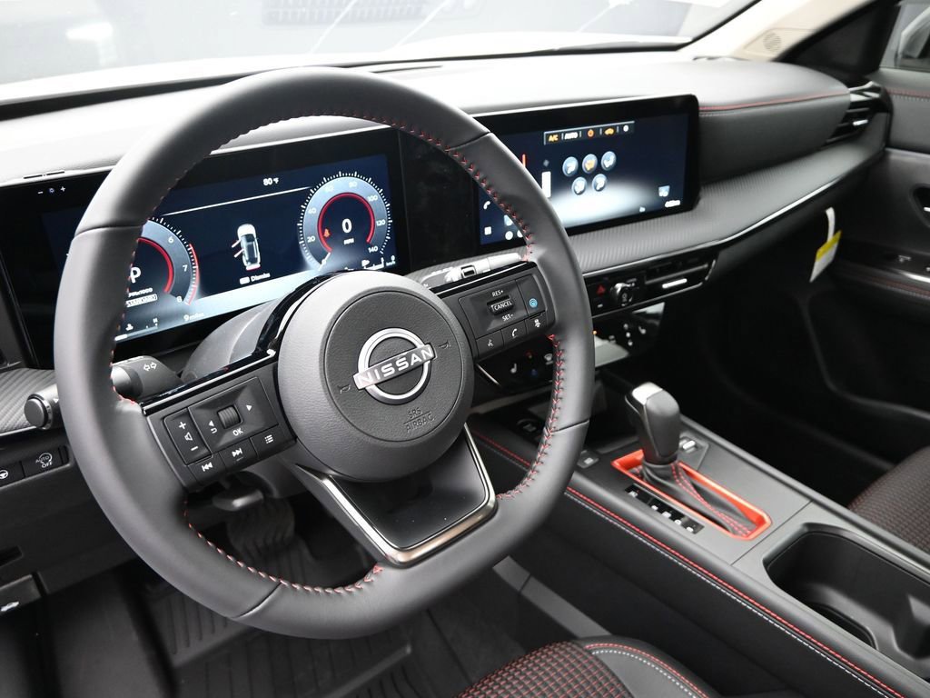 New 2026 Nissan Kicks SR w/ Cold Weather Package FWD image 19