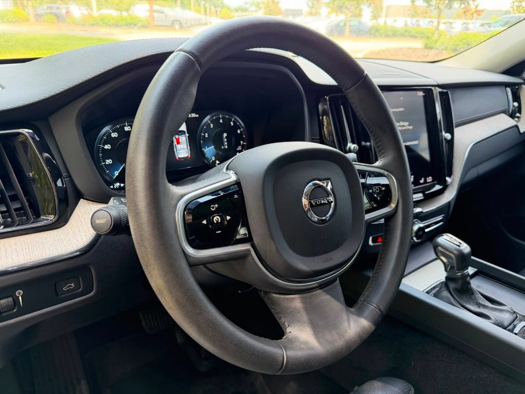 Used 2021 Volvo XC60 T5 Inscription w/ Advanced Package FWD image 15