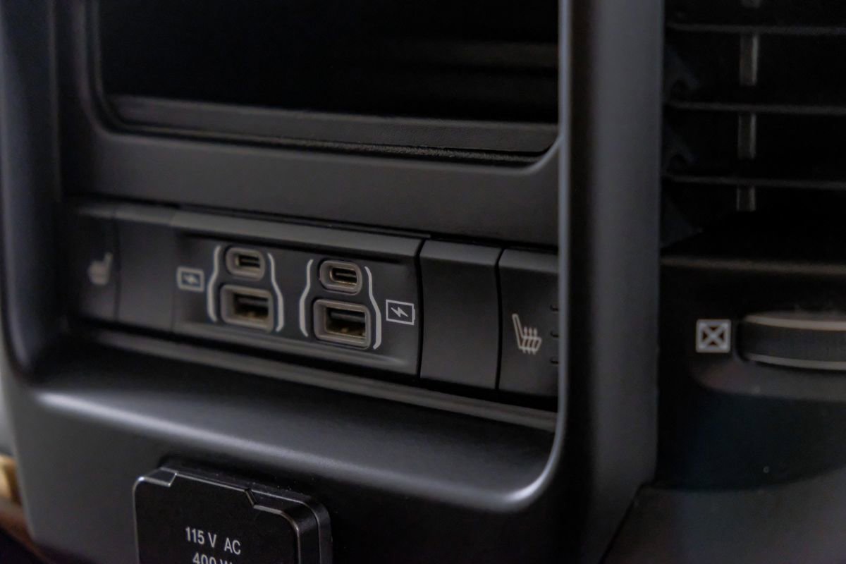 Used 2021 RAM 3500 Limited image 32