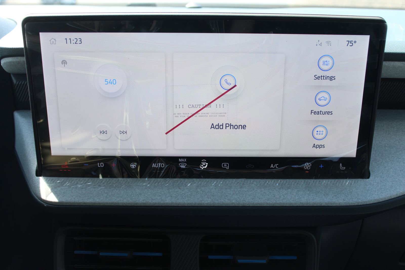 New 2025 Ford Maverick XLT w/ XLT Luxury Package FWD image 41