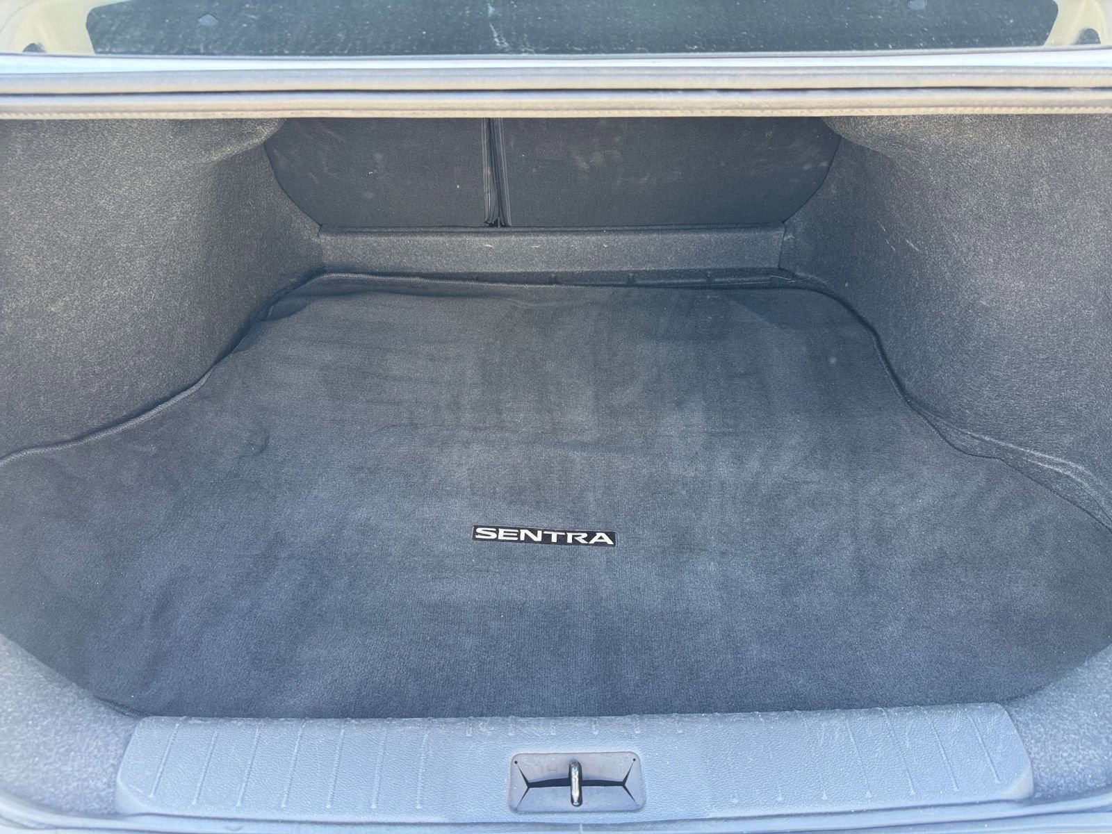 Used 2024 Nissan Sentra SV image 29