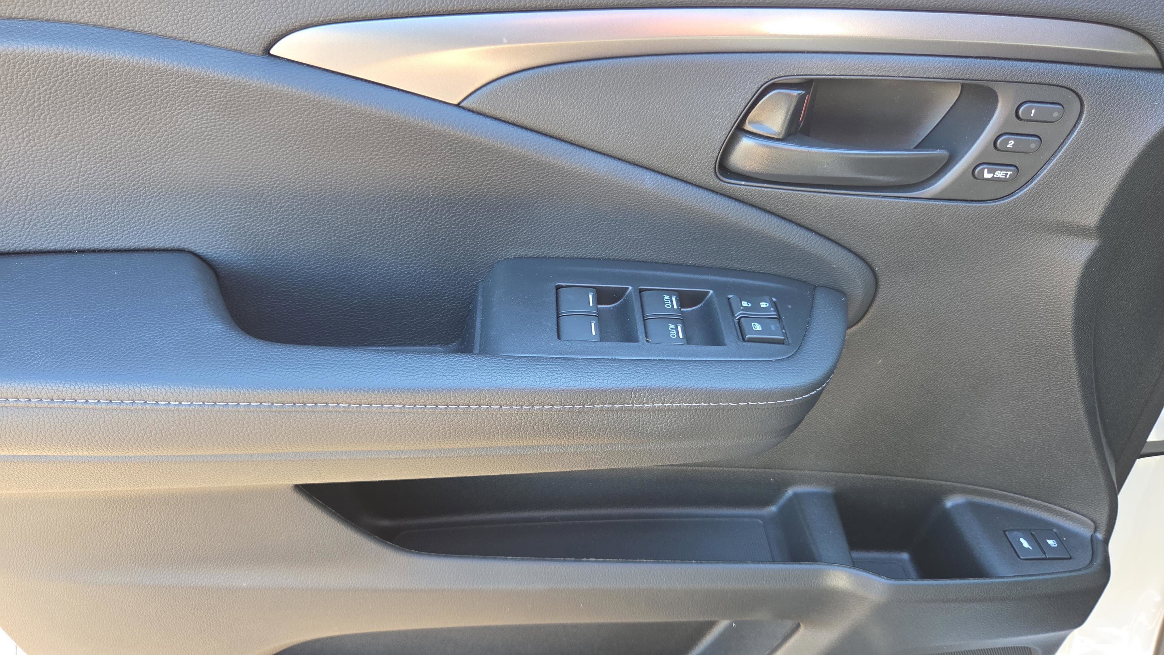 Certified 2024 Honda Passport EX-L image 30