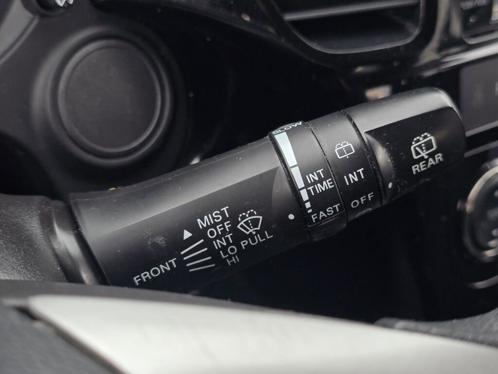 Used 2018 Mitsubishi Outlander ES FWD image 27