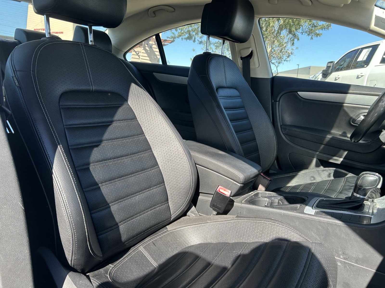 Used 2016 Volkswagen CC Trend image 11