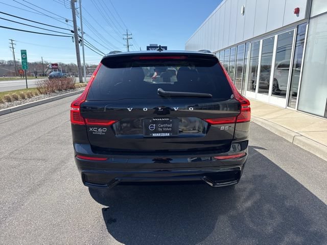 Certified 2025 Volvo XC60 B5 Plus AWD/4WD image 4