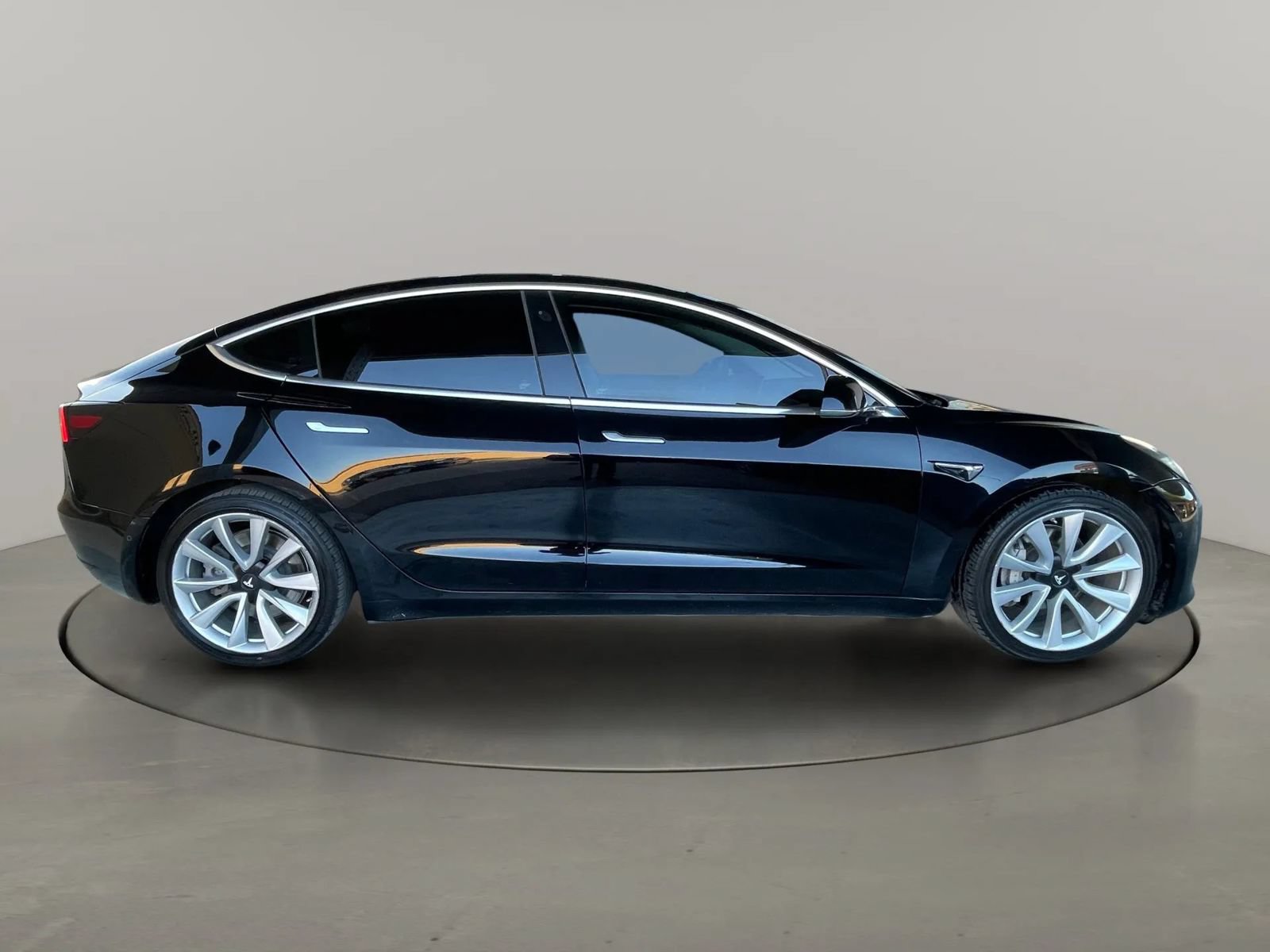 Used 2018 Tesla Model 3 Performance AWD/4WD image 6
