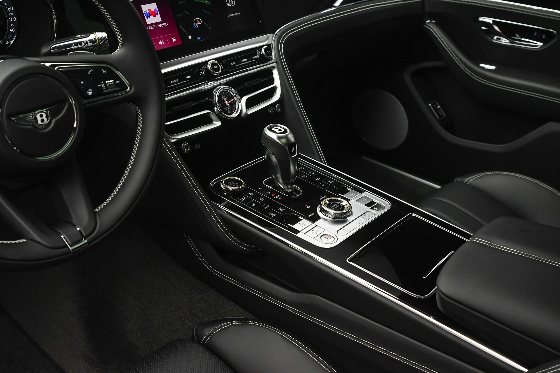 New 2026 Bentley Flying Spur Plug-In Hybrid AWD/4WD image 36