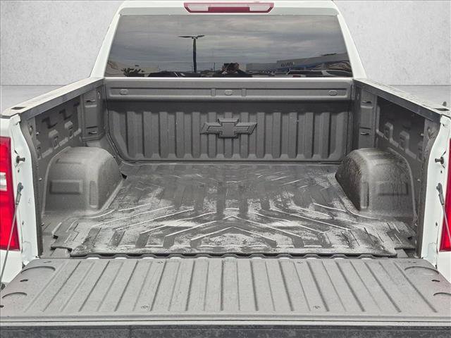 Certified 2022 Chevrolet Silverado 1500 RST AWD/4WD image 10