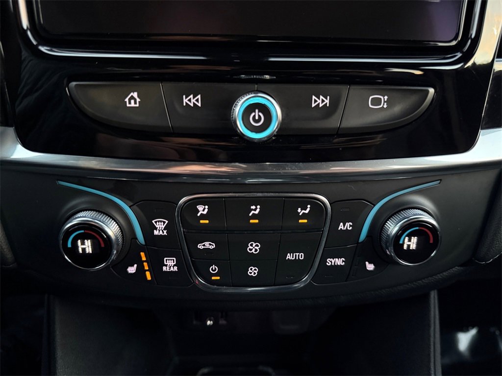 Used 2023 Chevrolet Traverse LT w/ LPO, Floor Liner Package image 17