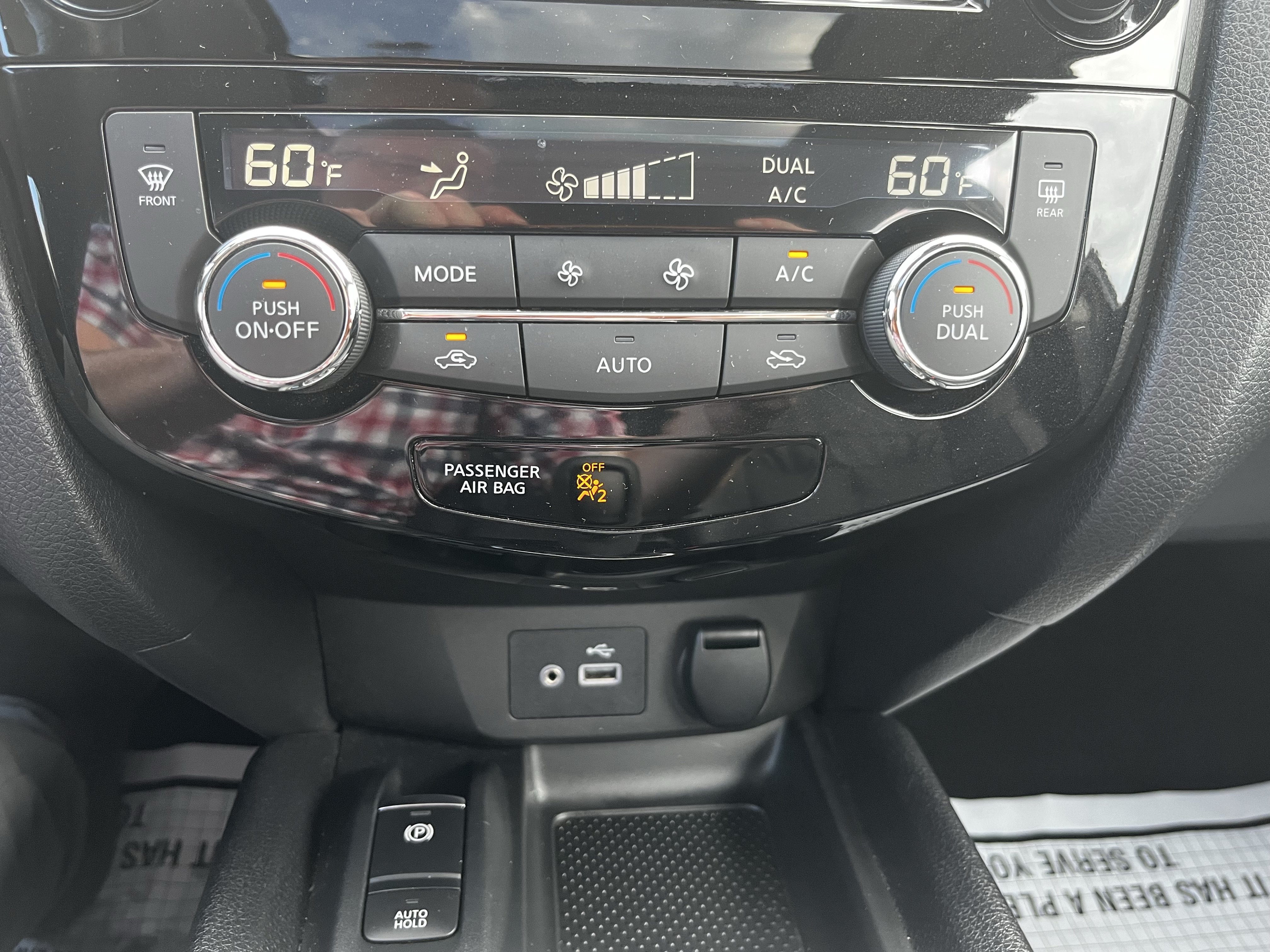 Used 2022 Nissan Rogue Sport SL w/ Premium Package AWD/4WD image 24