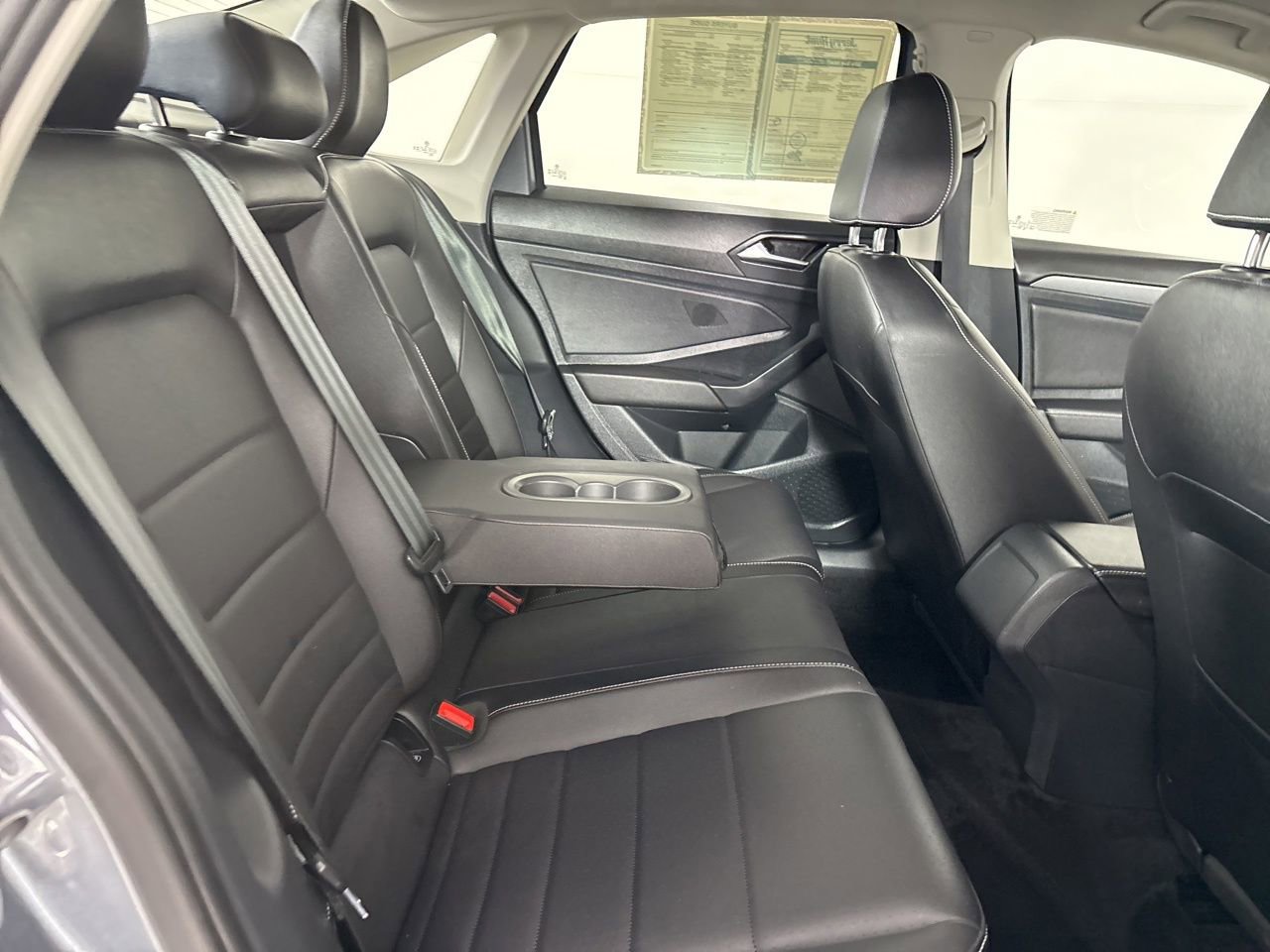 Used 2024 Volkswagen Jetta SE image 23