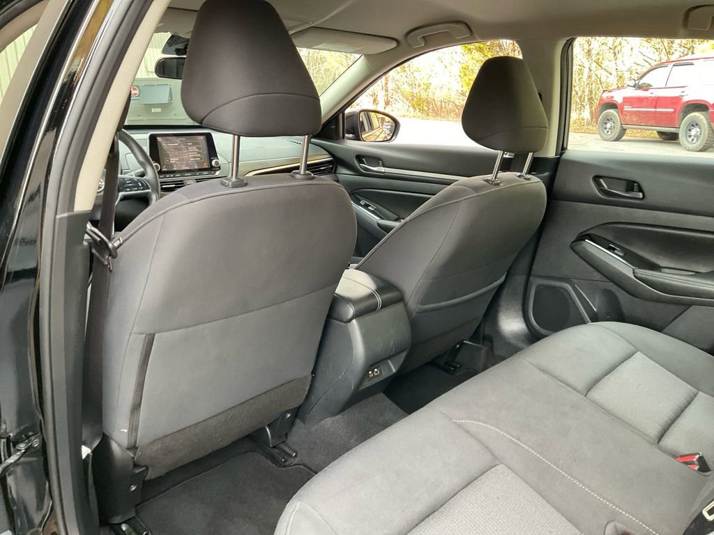 Used 2023 Nissan Altima 2.5 SV image 29