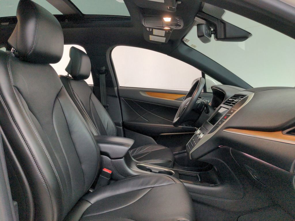Used 2018 Lincoln MKC Reserve image 28