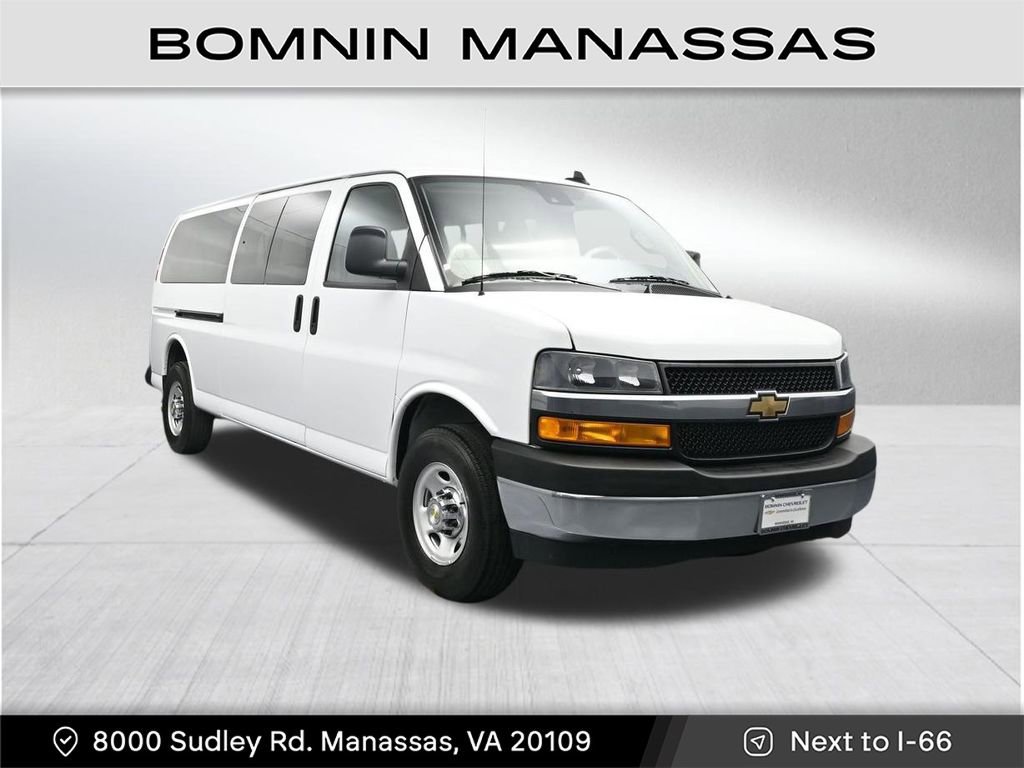 Used 2024 Chevrolet Express 3500 LT w/ LT Preferred Equipment Group image 7