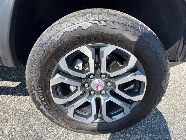 Used 2024 GMC Canyon AT4 w/ AT4 Premium Package AWD/4WD image 14