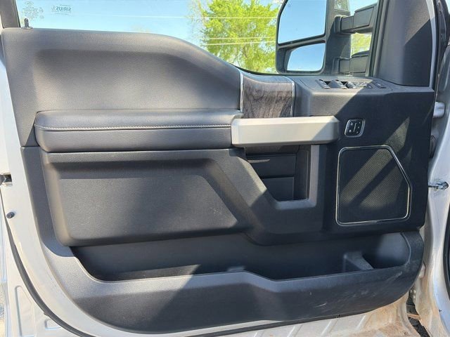 Used 2017 Ford F350 Lariat w/ Chrome Package AWD/4WD image 13