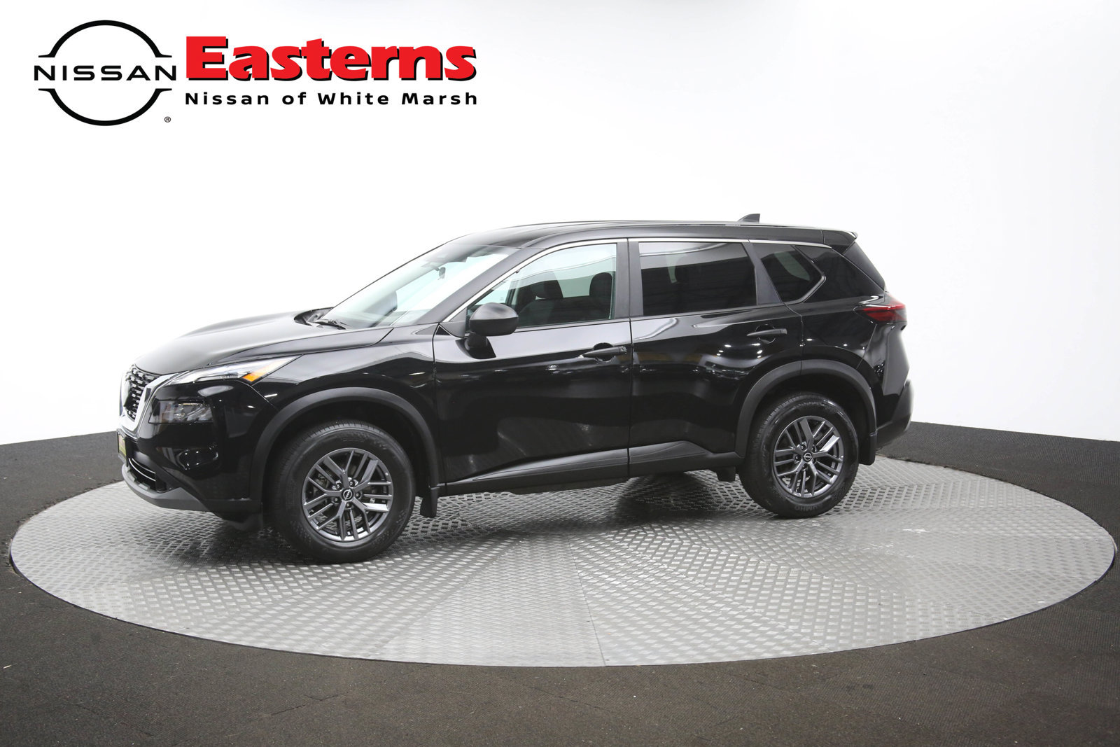 Used 2023 Nissan Rogue S AWD/4WD image 57