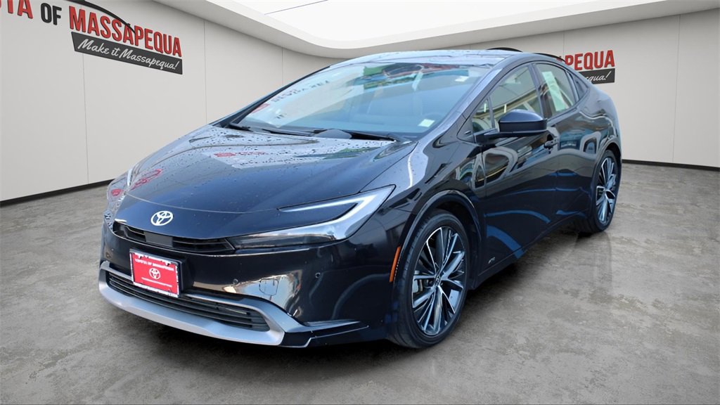 Certified 2023 Toyota Prius XLE image 1